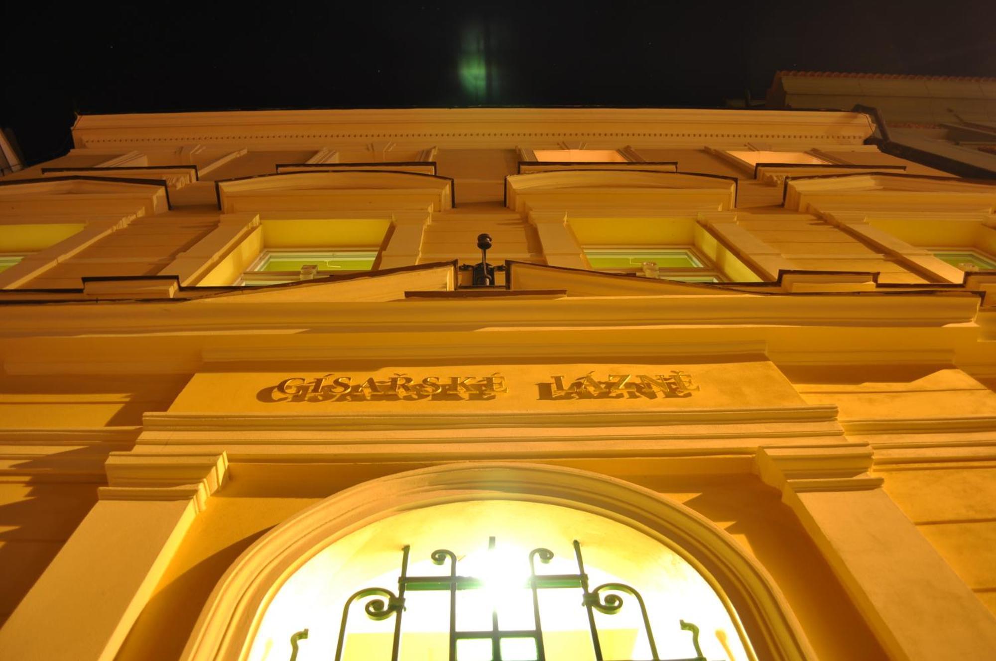 Pension Imperial Spa Jičín エクステリア 写真