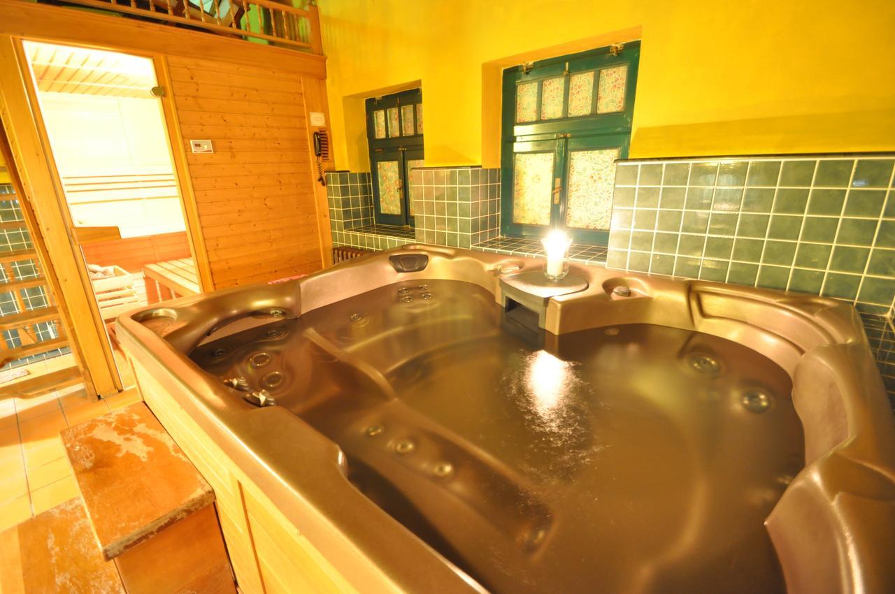 Pension Imperial Spa Jičín エクステリア 写真